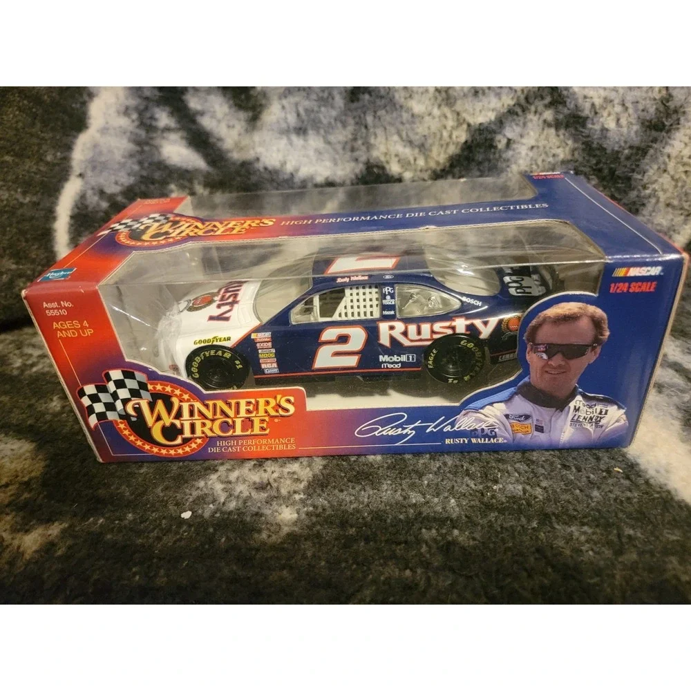 Rusty Wallace #2 Mobil 1 1:24 Winner's Circle NASCAR Diecast Car NIB